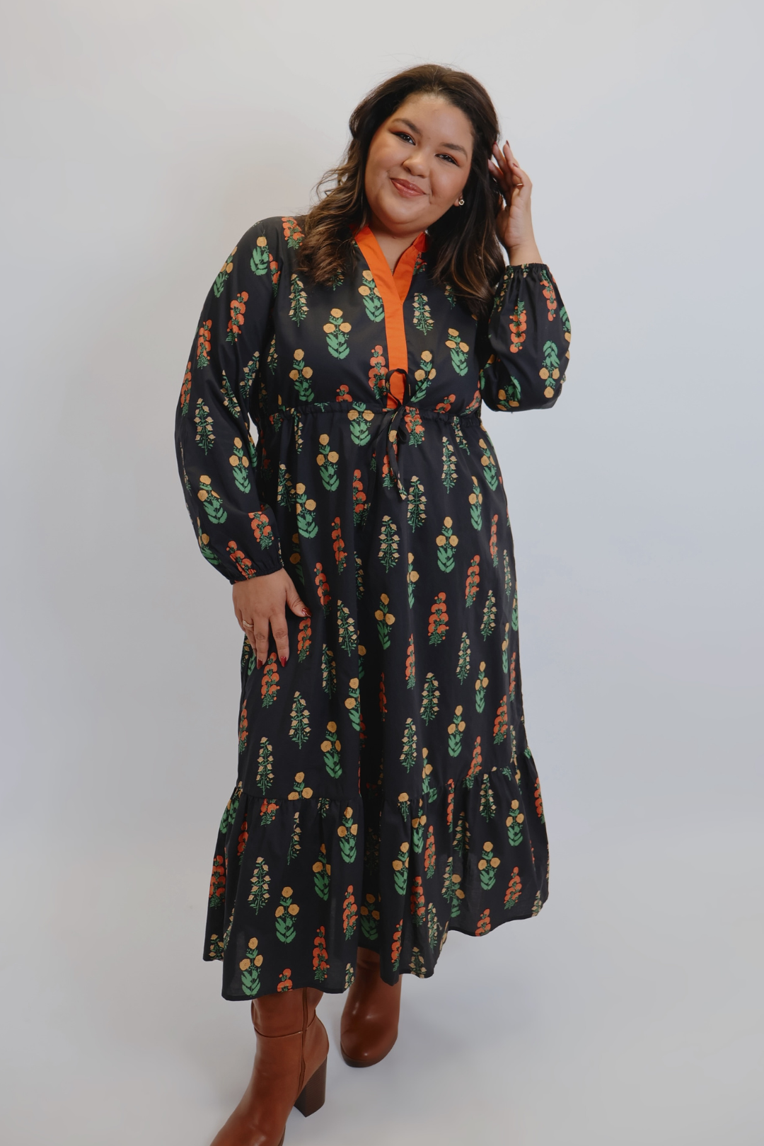 Wildflower Path Contrast Trim Midi Dress